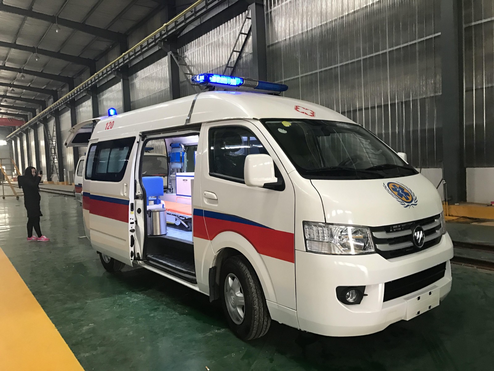巴楚县救护车转院